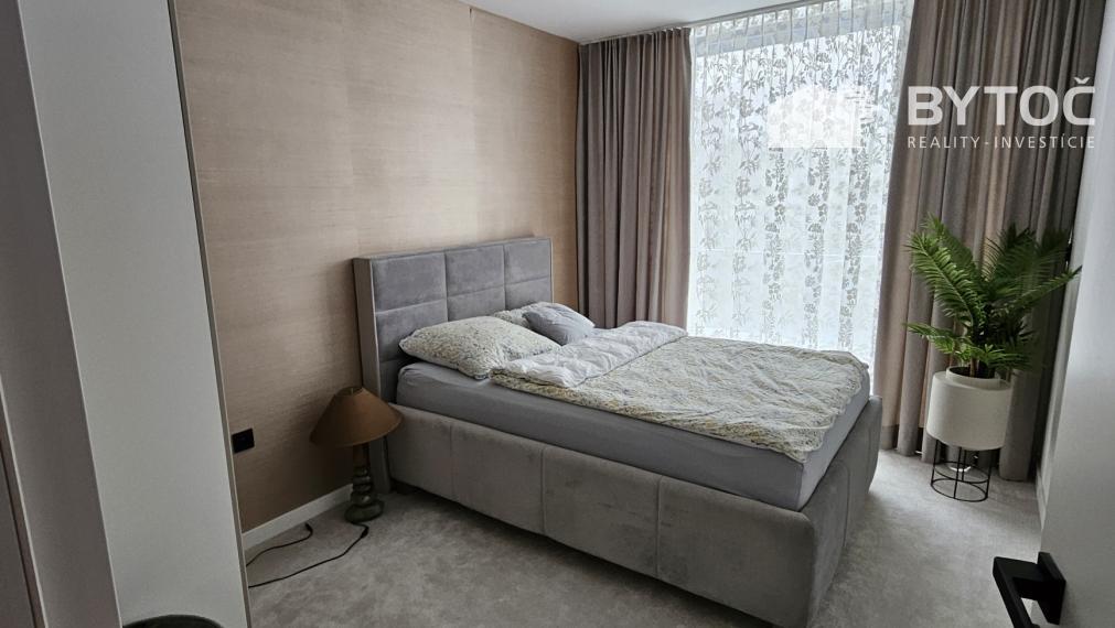 Exkluzívne rodinné bývanie v srdci prírody – Marianka, 13 km od centra Bratislavy.