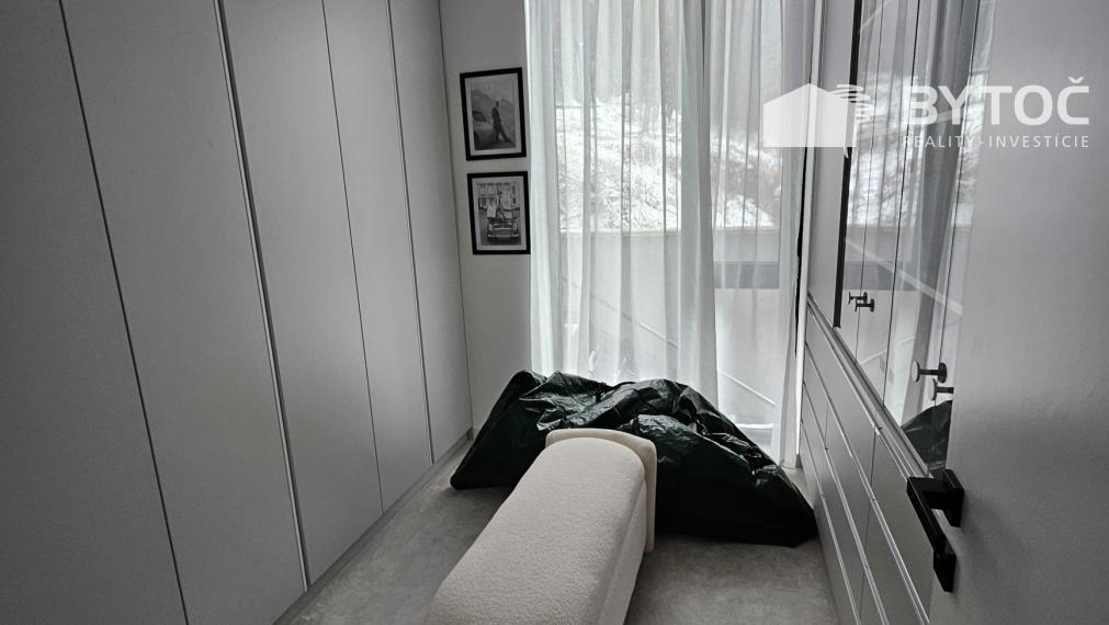 Exkluzívne rodinné bývanie v srdci prírody – Marianka, 13 km od centra Bratislavy.