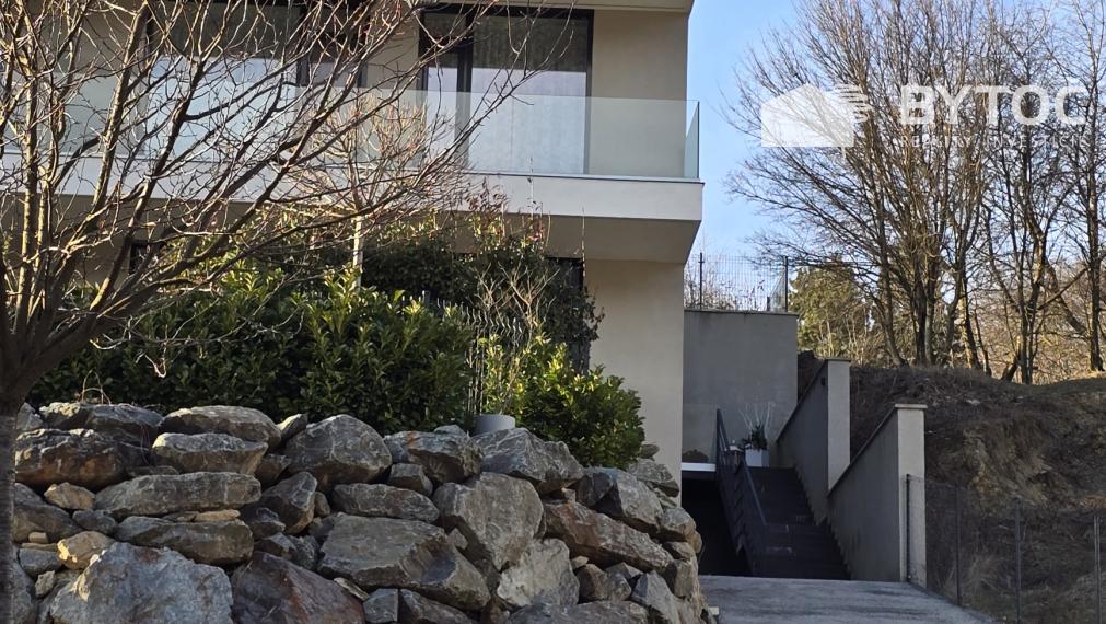 Exkluzívne luxusné bývanie v srdci prírody – Marianka, 13 km od centra Bratislavy.