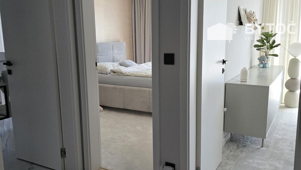 Exkluzívne luxusné bývanie v srdci prírody – Marianka, 13 km od centra Bratislavy.