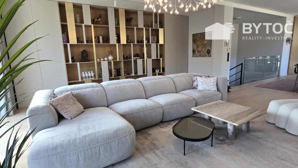 Exkluzívne luxusné bývanie v srdci prírody – Marianka, 13 km od centra Bratislavy.