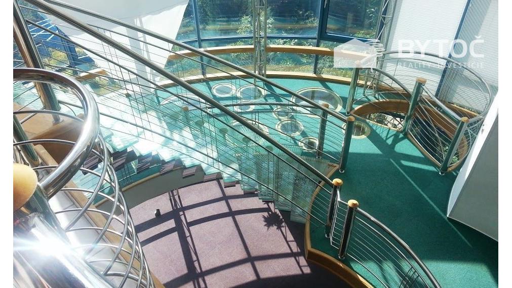 RK BYTOČ - Prenájom kancelárskych priestorov - VILA OSTRAVSKÁ, Horský park