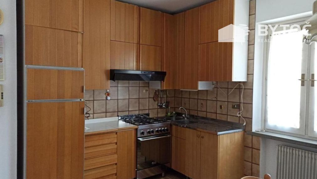 BYTOČ RK - samostatná 6,5-izb. vila s garážou a záhradou v Taliansku pri ostrove Grado - Aquileia!