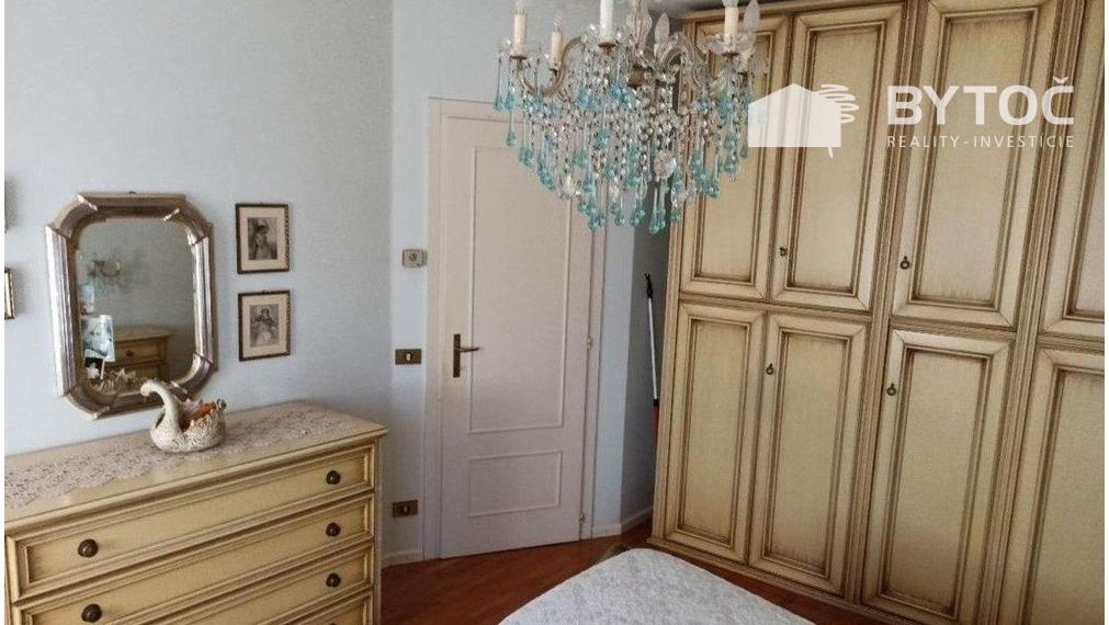 BYTOČ RK - samostatná 6,5-izb. vila s garážou a záhradou v Taliansku pri ostrove Grado - Aquileia!