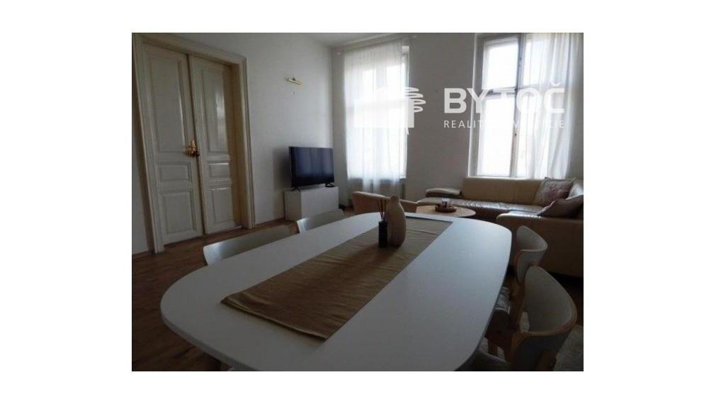 BYTOČ RK - Predaj historického staromestského bytu na Štefánikovej ul. - Staré mesto - BA