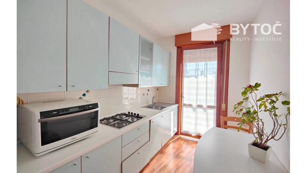 PREDANÉ! 3-izb. byt s obrovskou terasou v Taliansku na ostrove Grado - Cittá Giardino