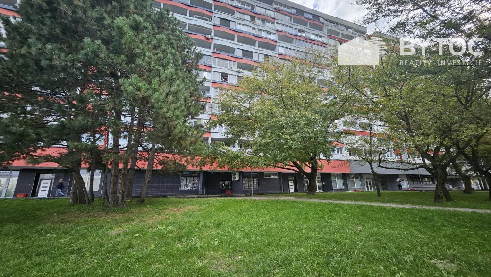 BYTOČ RK – Predaj obchodného a skladového priestoru s nakladacou  rampou – m.č. Petržalka , Bratislava.