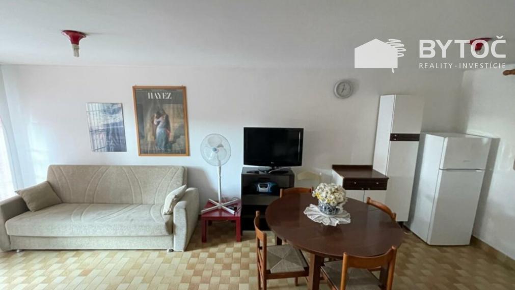 PREDANÉ! Radový 2-podl. 3-izb. RD v Taliansku - Lignano