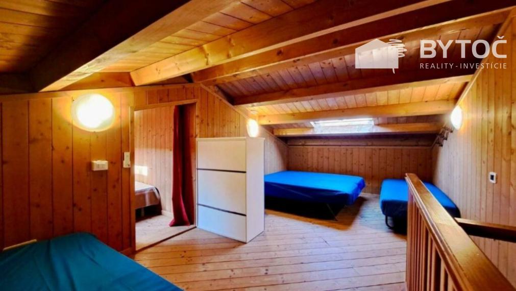 BYTOČ RK - radový 2-podl. mezonet v Taliansku - ostrov Grado