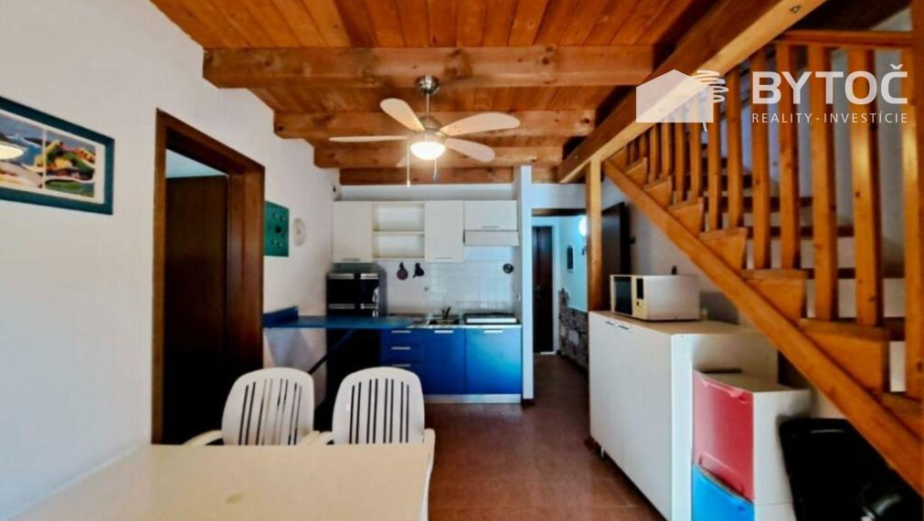 BYTOČ RK - radový 2-podl. mezonet v Taliansku - ostrov Grado