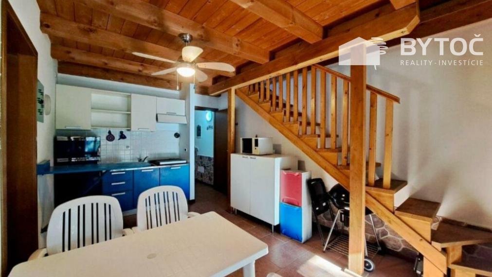 BYTOČ RK - radový 2-podl. mezonet v Taliansku - ostrov Grado