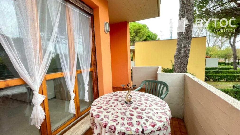 PREDANÉ! 2,5-izb. apartmán s terasou a parkovaním v Taliansku - Bibione