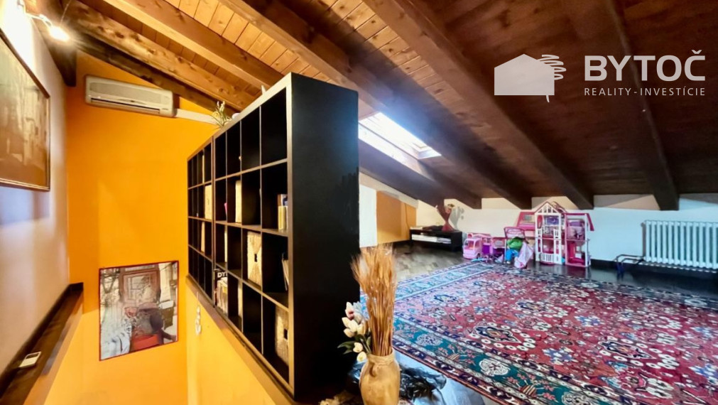 BYTOČ RK - 5-izb. RD v Taliansku neďaleko pobrežia - Aquileia