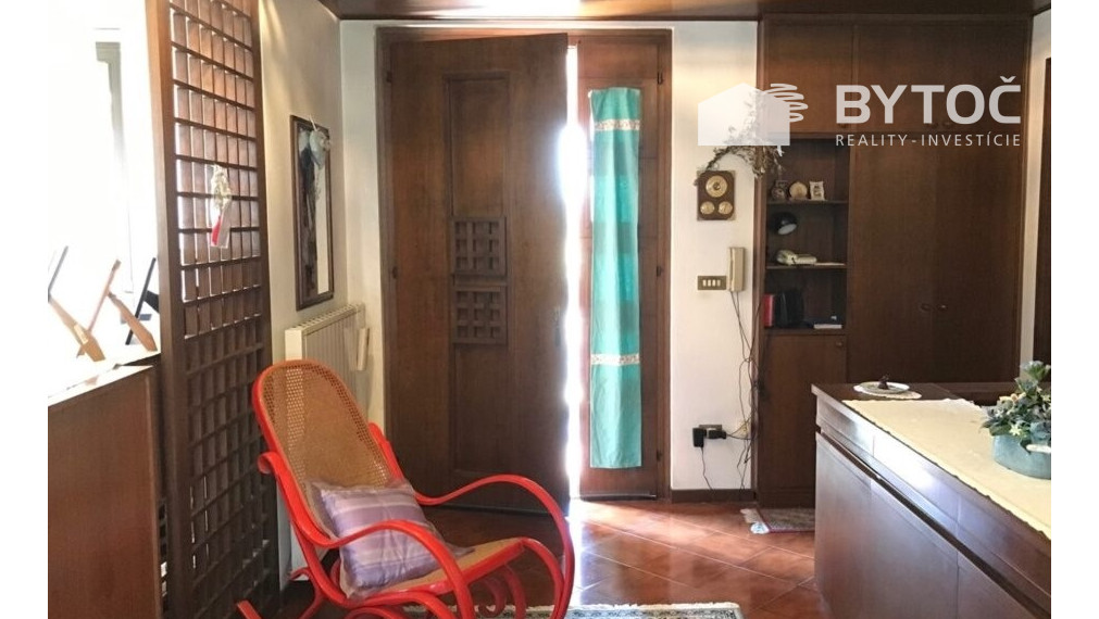 BYTOČ RK - samostatný 5-izb. RD v Taliansku neďaleko mora s krásnou záhradou 4.500 m2 - Fiumicello