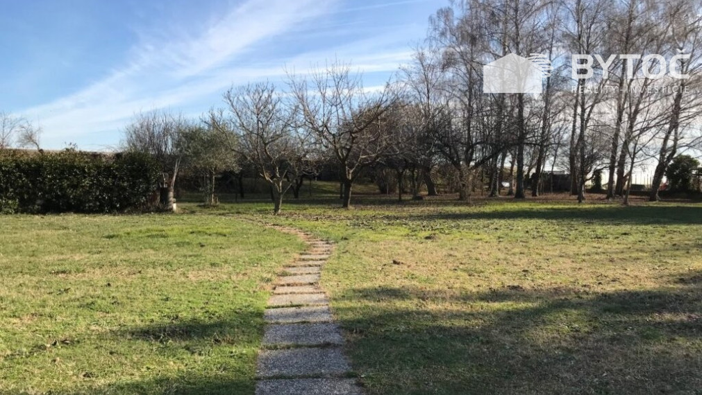 BYTOČ RK - samostatný 5-izb. RD v Taliansku neďaleko mora s krásnou záhradou 4.500 m2 - Fiumicello