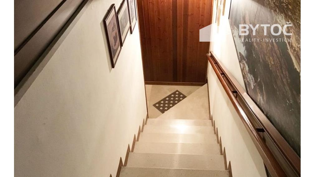 BYTOČ RK - samostatný 5-izb. RD v Taliansku neďaleko mora s krásnou záhradou 4.500 m2 - Fiumicello