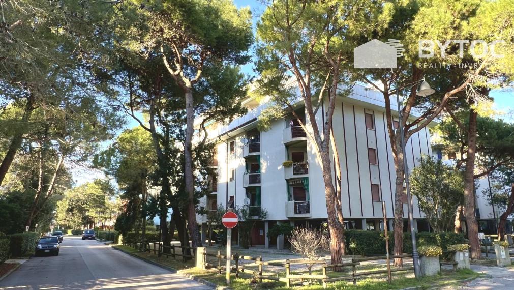 PREDANÉ! 2-izb. byt s terasou s parkovaním v Taliansku na ostrove Grado - Pineta