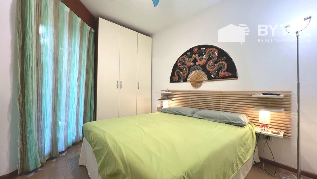 PREDANÉ! 2-izb. byt s terasou s parkovaním v Taliansku na ostrove Grado - Pineta