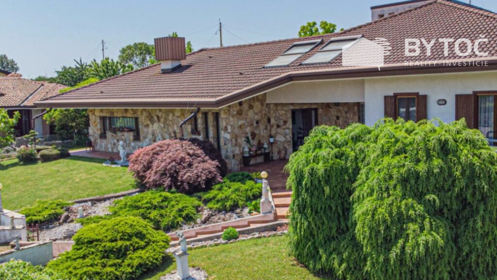 PREDANÉ! 6-izb. samostatná vila v Taliansku neďaleko pobrežia - Aquileia