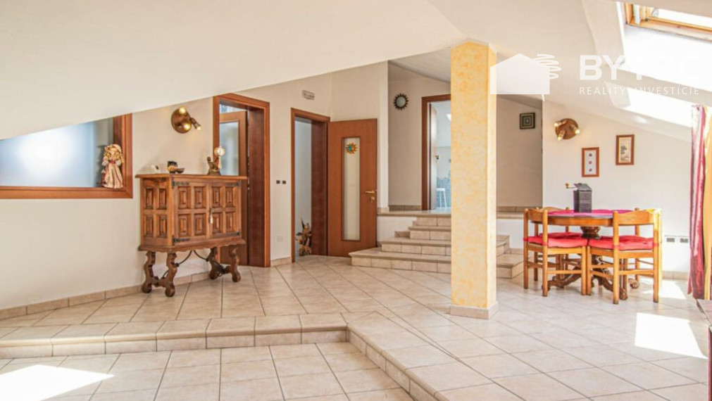 PREDANÉ! 6-izb. samostatná vila v Taliansku neďaleko pobrežia - Aquileia