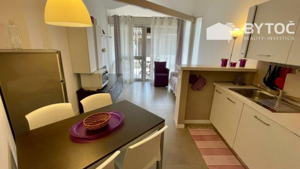 PREDANÉ! 3-izb. apartmán s terasou a parkovaním v Taliansku - Bibione