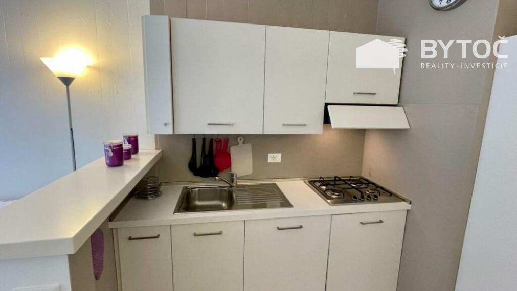 PREDANÉ! 3-izb. apartmán s terasou a parkovaním v Taliansku - Bibione