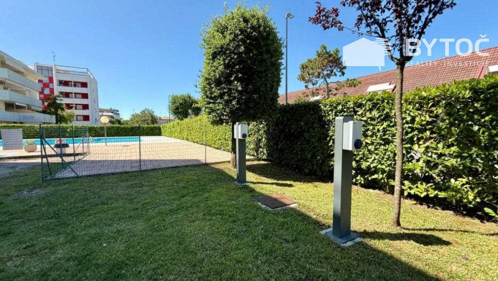 BYTOČ RK - svetlý 2-izb. apartmán s terasou a parkovaním v Taliansku Bibione