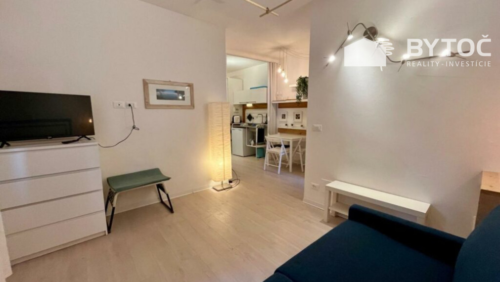 BYTOČ RK - 2-izb. byt s loggiou a 2x kúpeľňou v Taliansku na ostrove Grado - Pineta