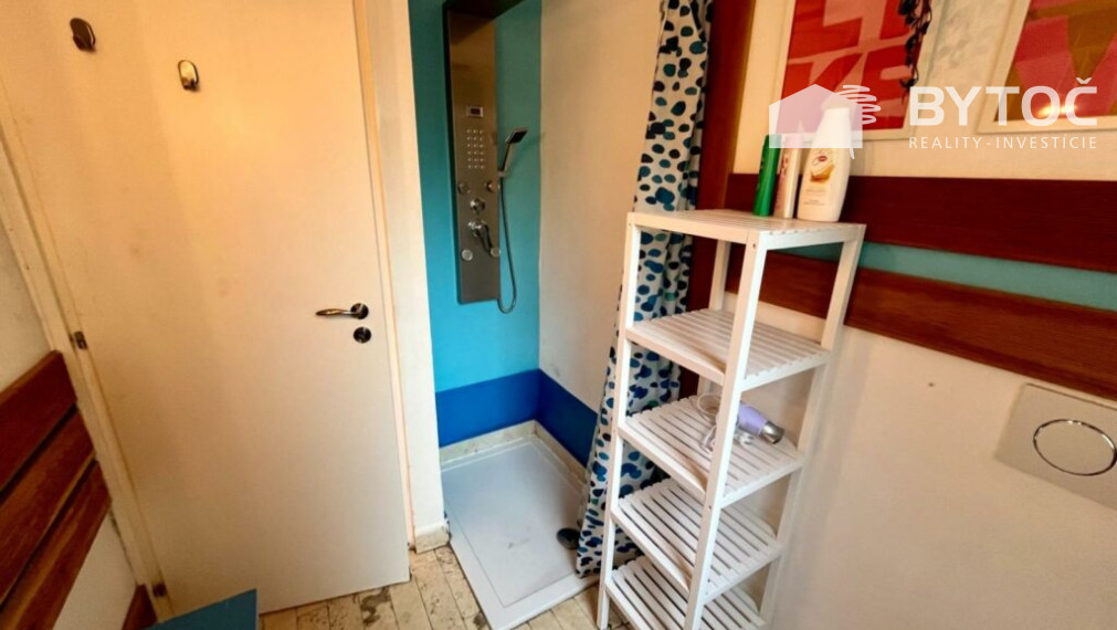 BYTOČ RK - 2-izb. byt s loggiou a 2x kúpeľňou v Taliansku na ostrove Grado - Pineta