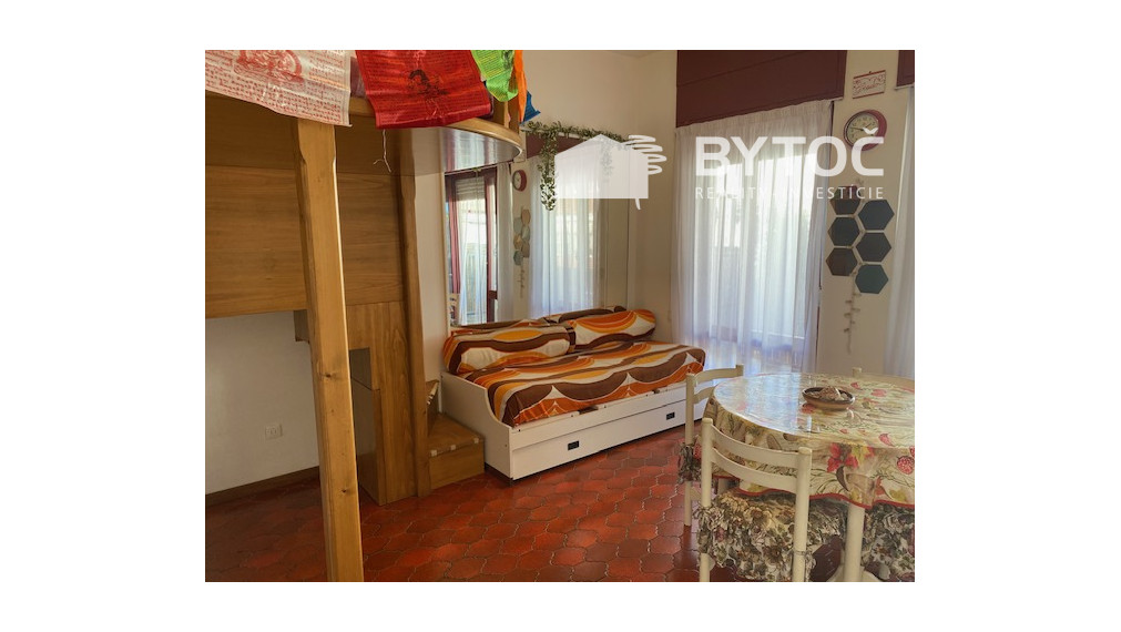 BYTOČ RK - 1-izb. štúdio s terasou a parkovaním v Taliansku na ostrove Grado - Pineta