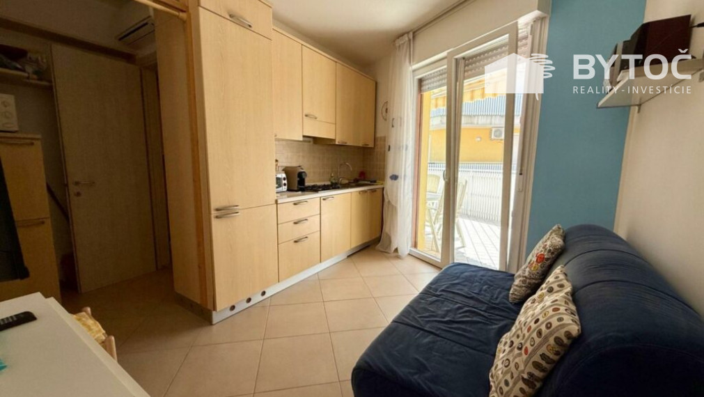 BYTOČ RK - zrekonštruovaný 2-izb. apartmán s terasou a parkovaním v Taliansku - Bibione