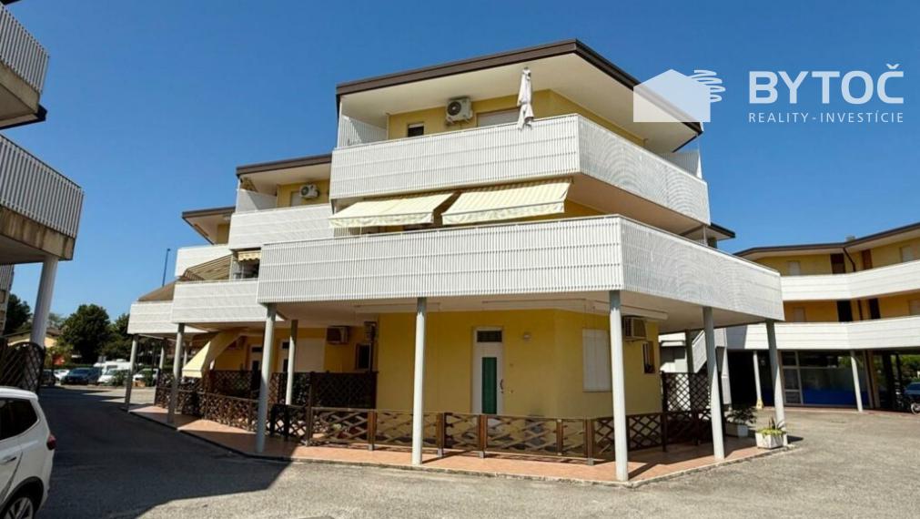 BYTOČ RK - zrekonštruovaný 2-izb. apartmán s terasou a parkovaním v Taliansku - Bibione