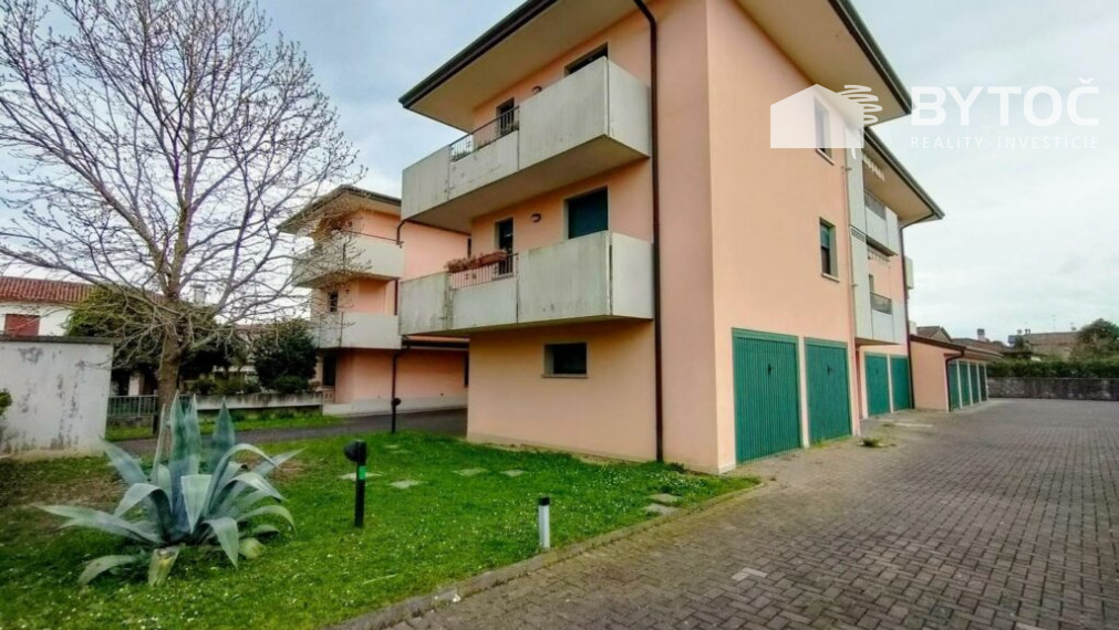 BYTOČ RK -  pekný 3-izb byt 94m2 s garážou, parkovaním a 2x terasou v Taliansku neďaleko pobrežia - Palazzolo dello Stella