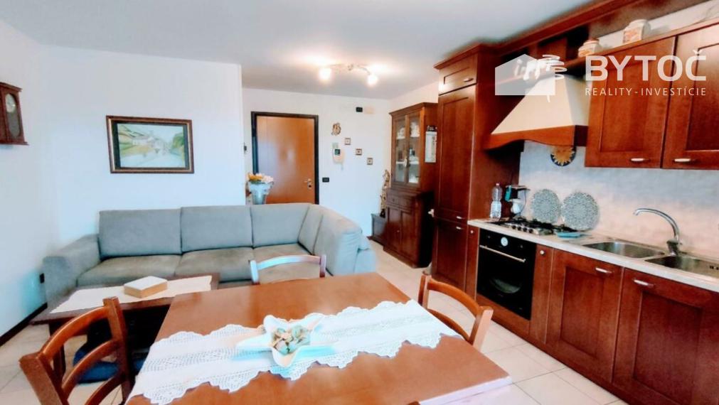 BYTOČ RK -  pekný 3-izb byt 94m2 s garážou, parkovaním a 2x terasou v Taliansku neďaleko pobrežia - Palazzolo dello Stella