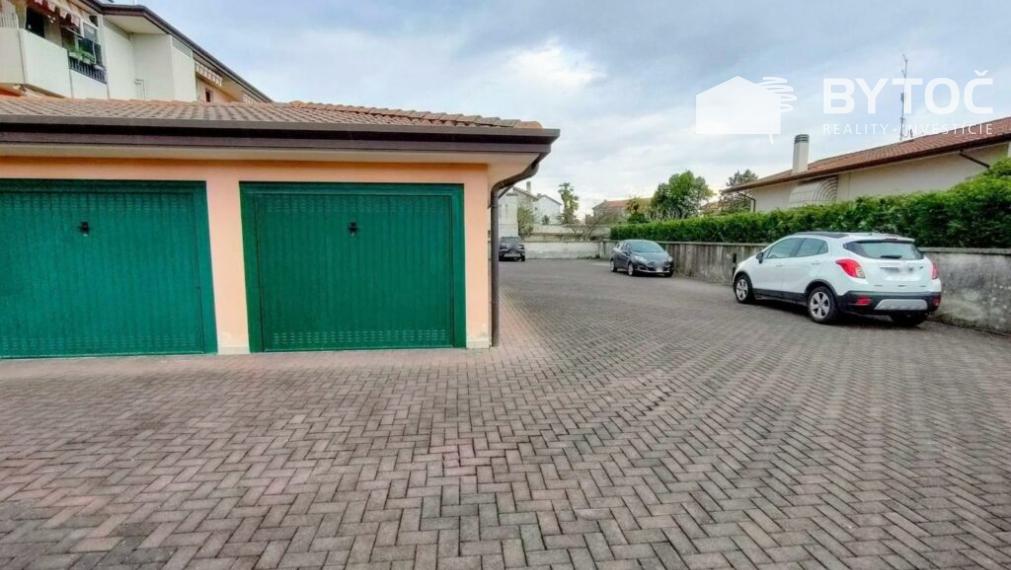 BYTOČ RK -  pekný 3-izb byt 94m2 s garážou, parkovaním a 2x terasou v Taliansku neďaleko pobrežia - Palazzolo dello Stella