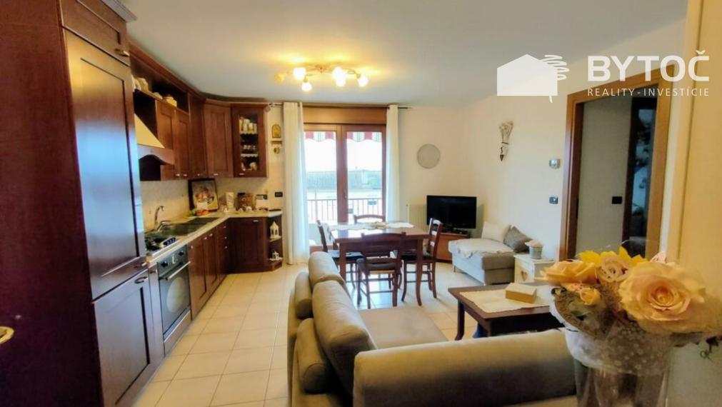 BYTOČ RK -  pekný 3-izb byt 94m2 s garážou, parkovaním a 2x terasou v Taliansku neďaleko pobrežia - Palazzolo dello Stella