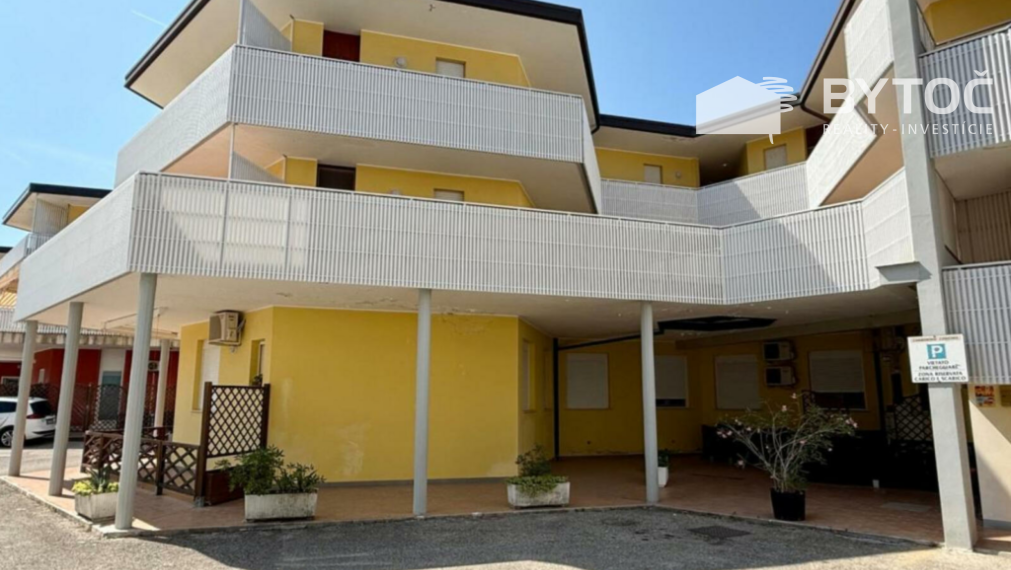 BYTOČ RK - svetlý 2-izb. apartmán s terasou a parkovaním v Taliansku - Bibione