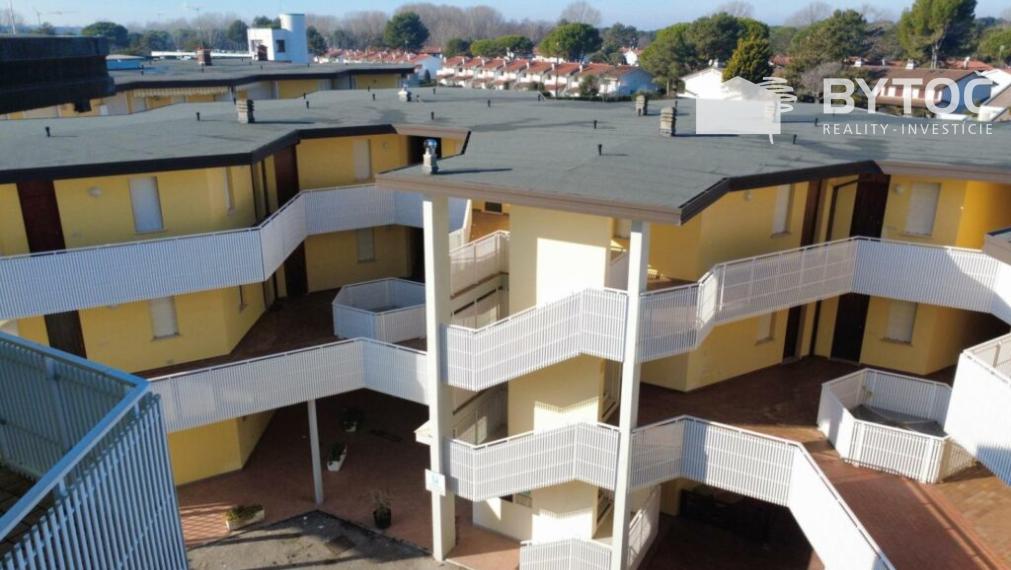 BYTOČ RK - svetlý 2-izb. apartmán s terasou a parkovaním v Taliansku - Bibione