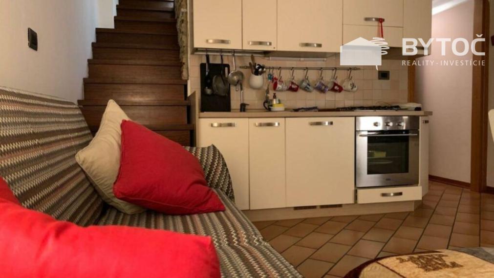 BYTOČ RK - Štúdio s mezanínom 100 metrov od mora v Taliansku na ostrove Grado - Centrum!