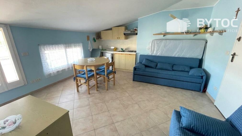 BYTOČ RK -  Zrekonštruovaný apartmán s terasou neďaleko pláže v Taliansku - Lignano