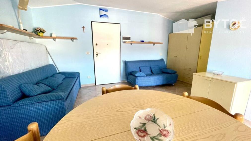 BYTOČ RK -  Zrekonštruovaný apartmán s terasou neďaleko pláže v Taliansku - Lignano