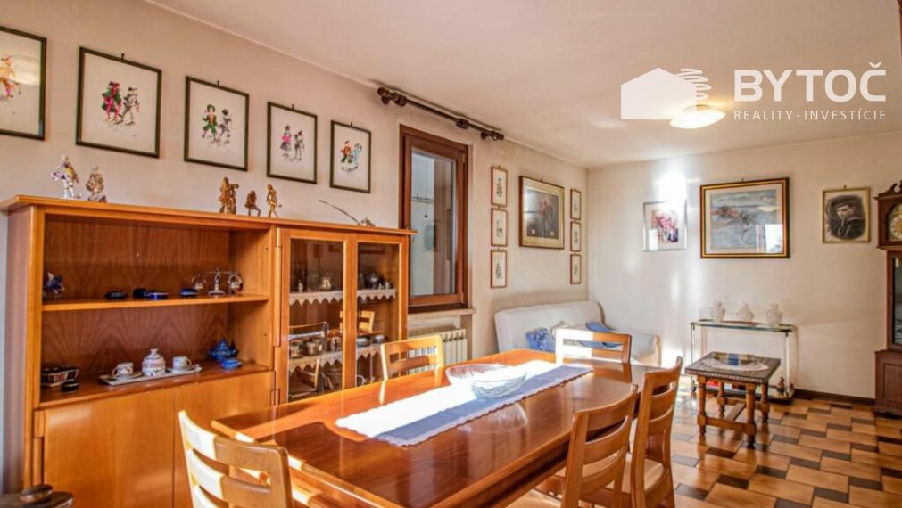 BYTOČ RK - 4-izb. mestský dom v Taliansku pri lagúne neďaleko letoviska Lignano - Marano Lagunare