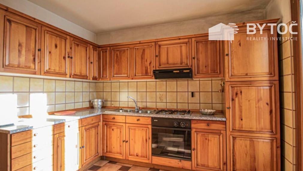 BYTOČ RK - 4-izb. mestský dom v Taliansku pri lagúne neďaleko letoviska Lignano - Marano Lagunare