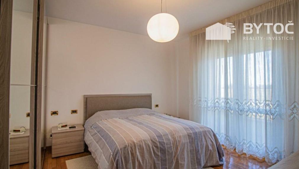 BYTOČ RK - 5-izb. RD s 2-garážou a veľkým pozemkom v Taliansku neďaleko pobrežia - Carlino