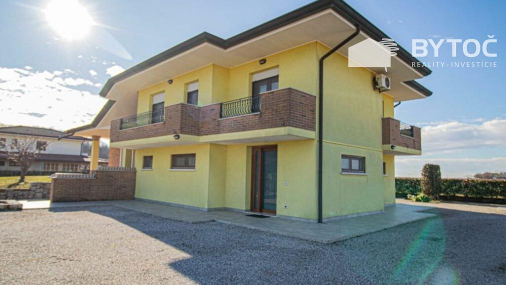 BYTOČ RK - 5-izb. RD s 2-garážou a veľkým pozemkom v Taliansku neďaleko pobrežia - Carlino