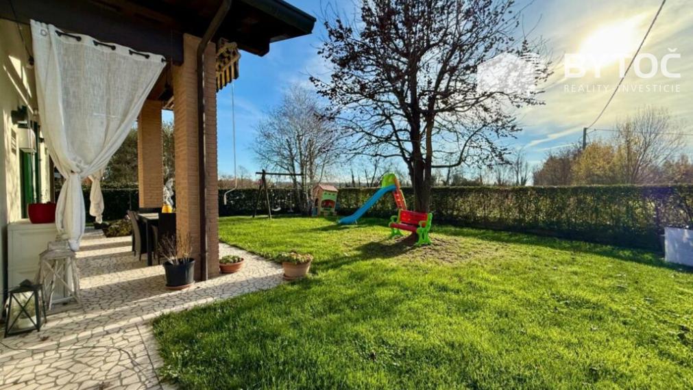 PREDANÉ! 4-izb. RD v Taliansku neďaleko pobrežia - San Michele al Tagliamento