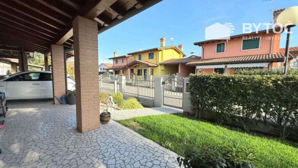 PREDANÉ! 4-izb. RD v Taliansku neďaleko pobrežia - San Michele al Tagliamento