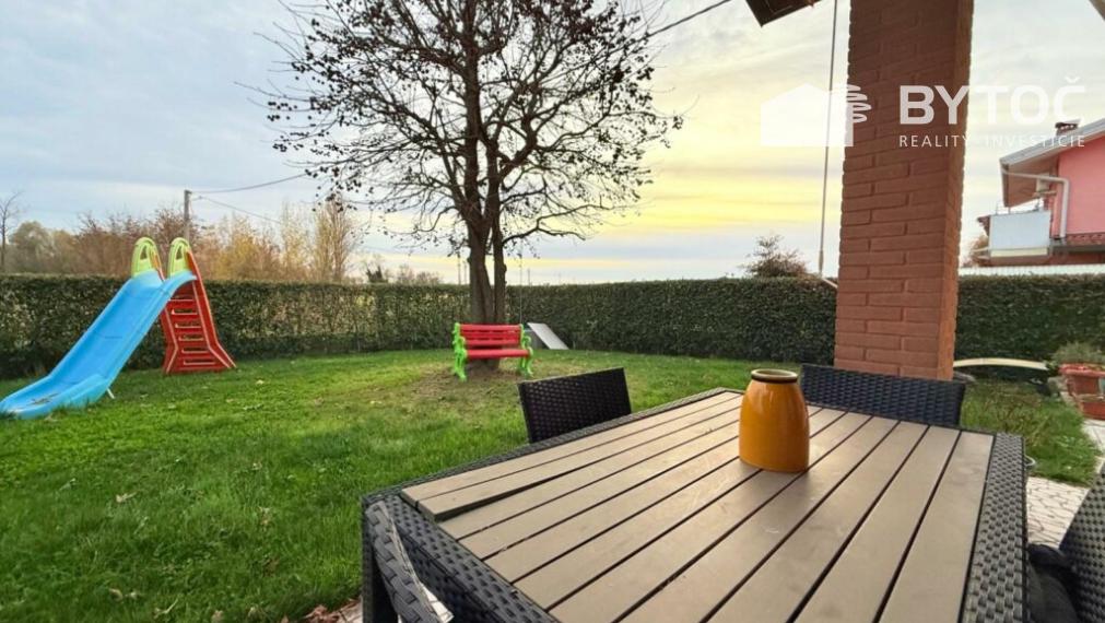 PREDANÉ! 4-izb. RD v Taliansku neďaleko pobrežia - San Michele al Tagliamento