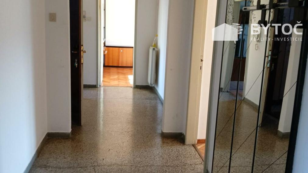 BYTOČ RK -  veľký 3-izb byt 118m2 s veľkou terasou v Taliansku neďaleko pobrežia - Torviscosa