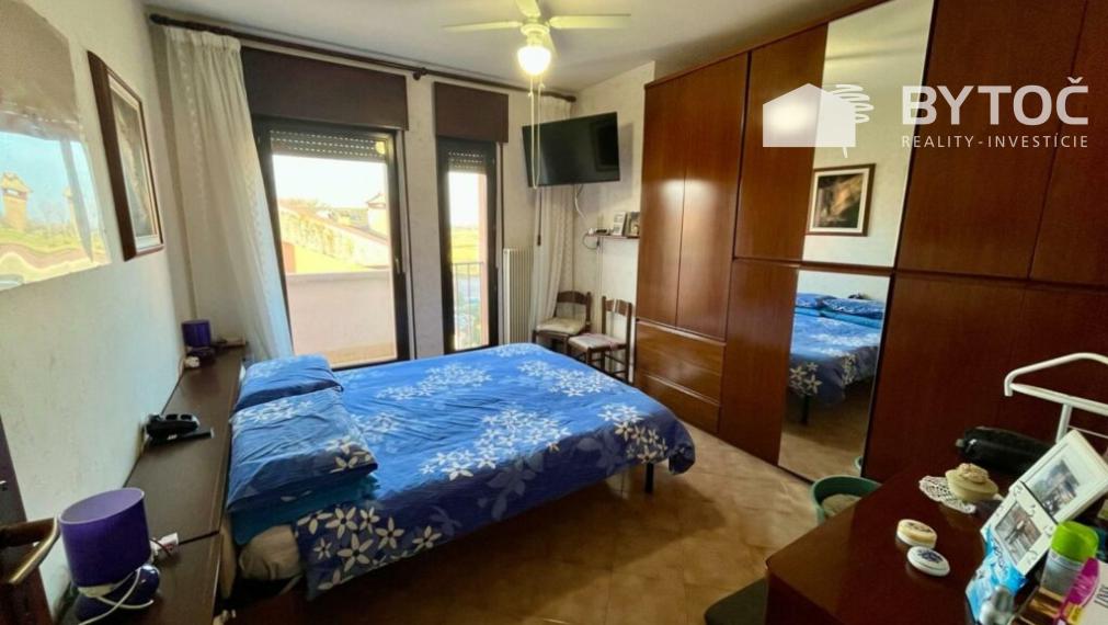 BYTOČ RK - 6-izb RD so záhradou v Taliansku na ostrove Grado